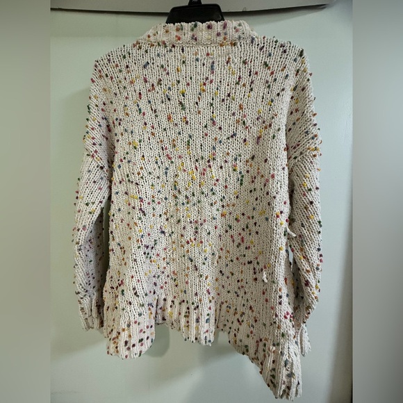 Seven7, Ladies Oversized Raised Dot Cream Crewneck Sweater, Size M - Picture 5 of 10